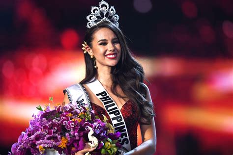 miss universe 2018 winner.